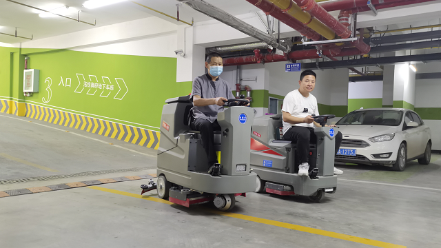 如何使用全自动驾驶式洗地机提高清洁效率